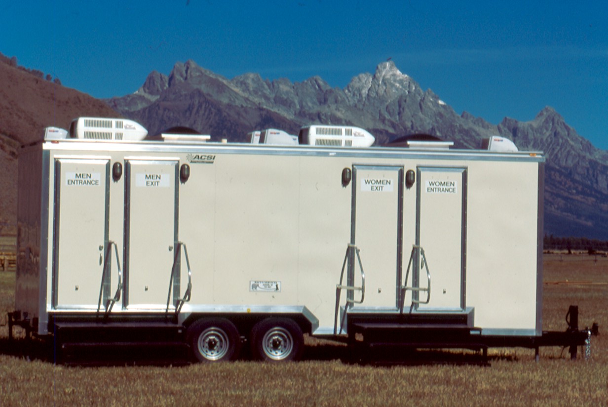 Executive Restroom Trailer